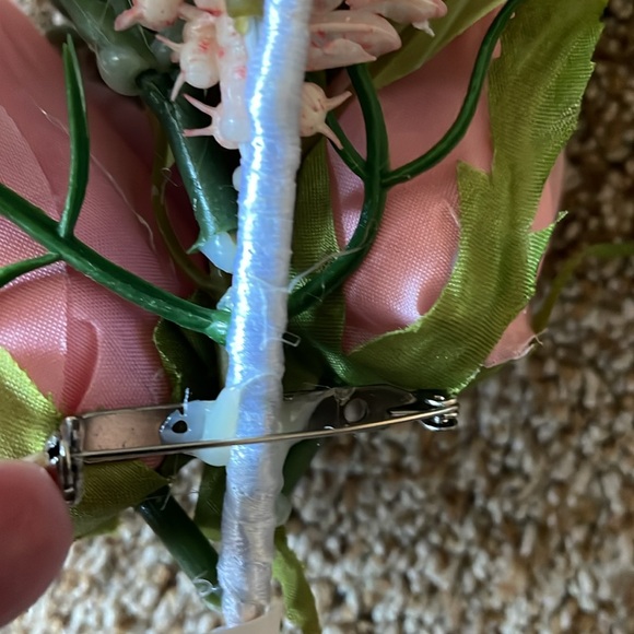 Bloom Room Pink Floral corsage - Picture 3 of 4